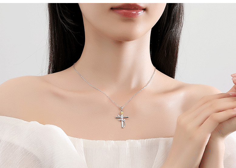 7g Weight 925 Sterling Silver Pendant Material 925 Sterling Silver Zircon Inlay Cross Rose Pendant Necklace