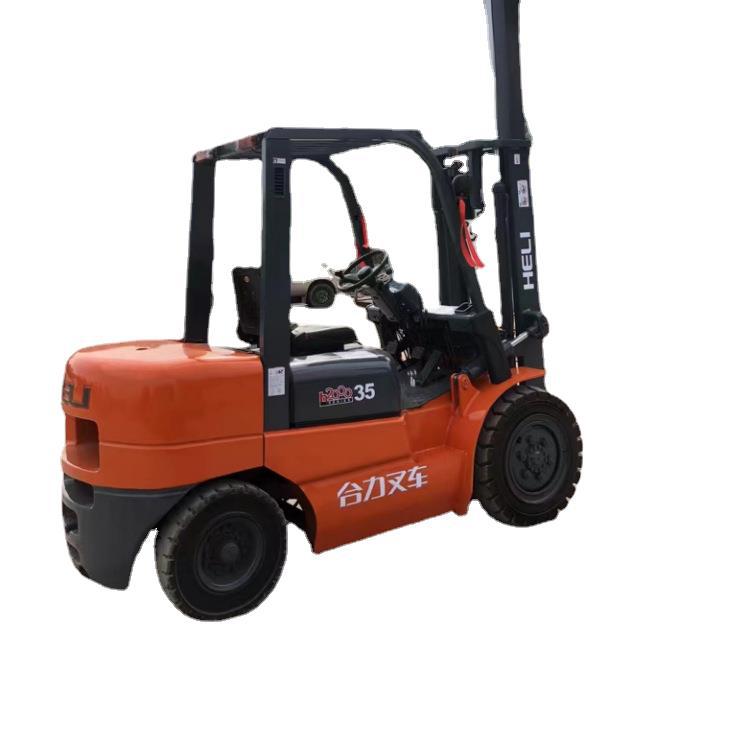 Transferencia del 90% de la fuerza resultante de 3 toneladas, 3.5 toneladas, 4 toneladas, 5 toneladas, 7 toneladas, 8 toneladas, 10 toneladas de carretillas elevadoras diesel