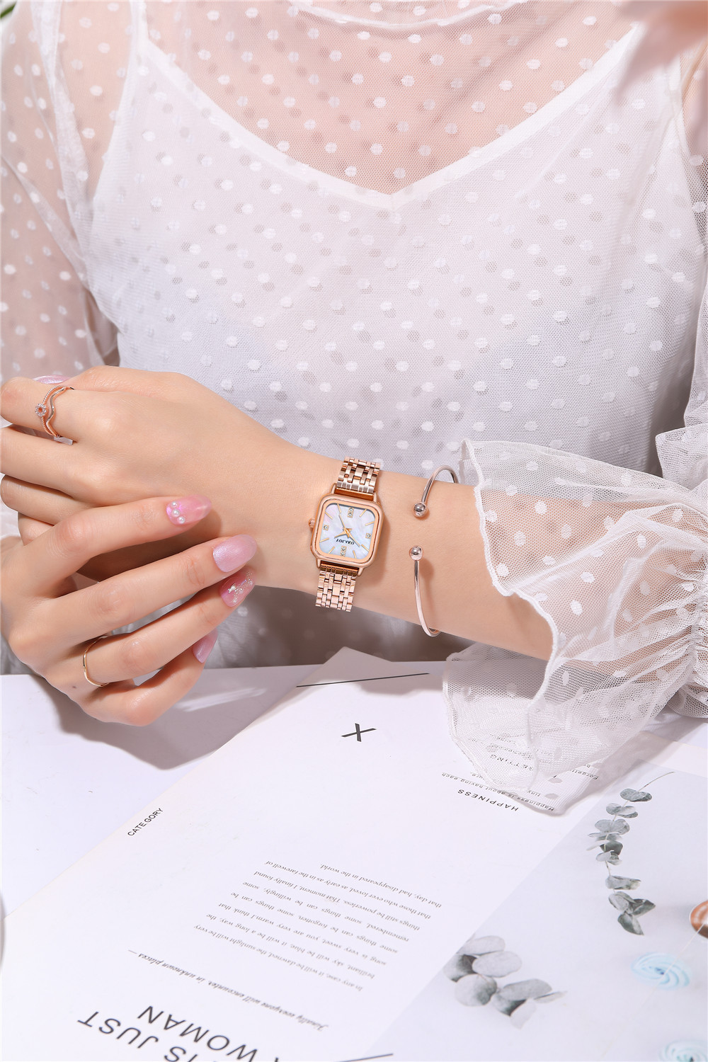 Hot Selling Women's Square Diamond Shell Face Quartz Watch Rose Gold Steel Band Women's All-match Quality Watch_voghion.com