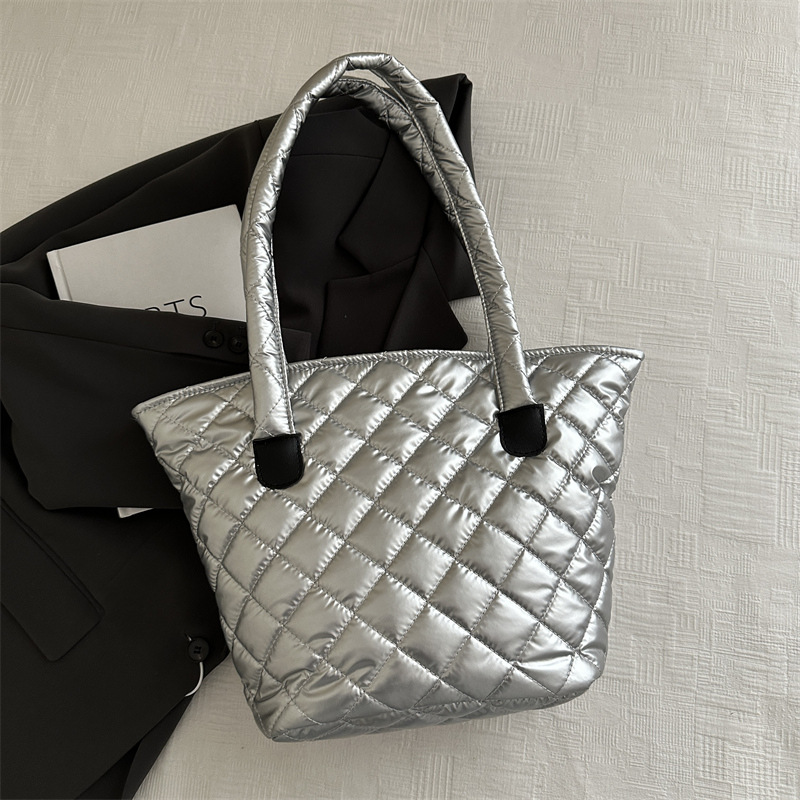 Bolsa de mujer, nueva bolsa de brazo, textura extranjera, bolsa de viaje, bolsa de gran capacidad, invierno 2024 nueva mujer