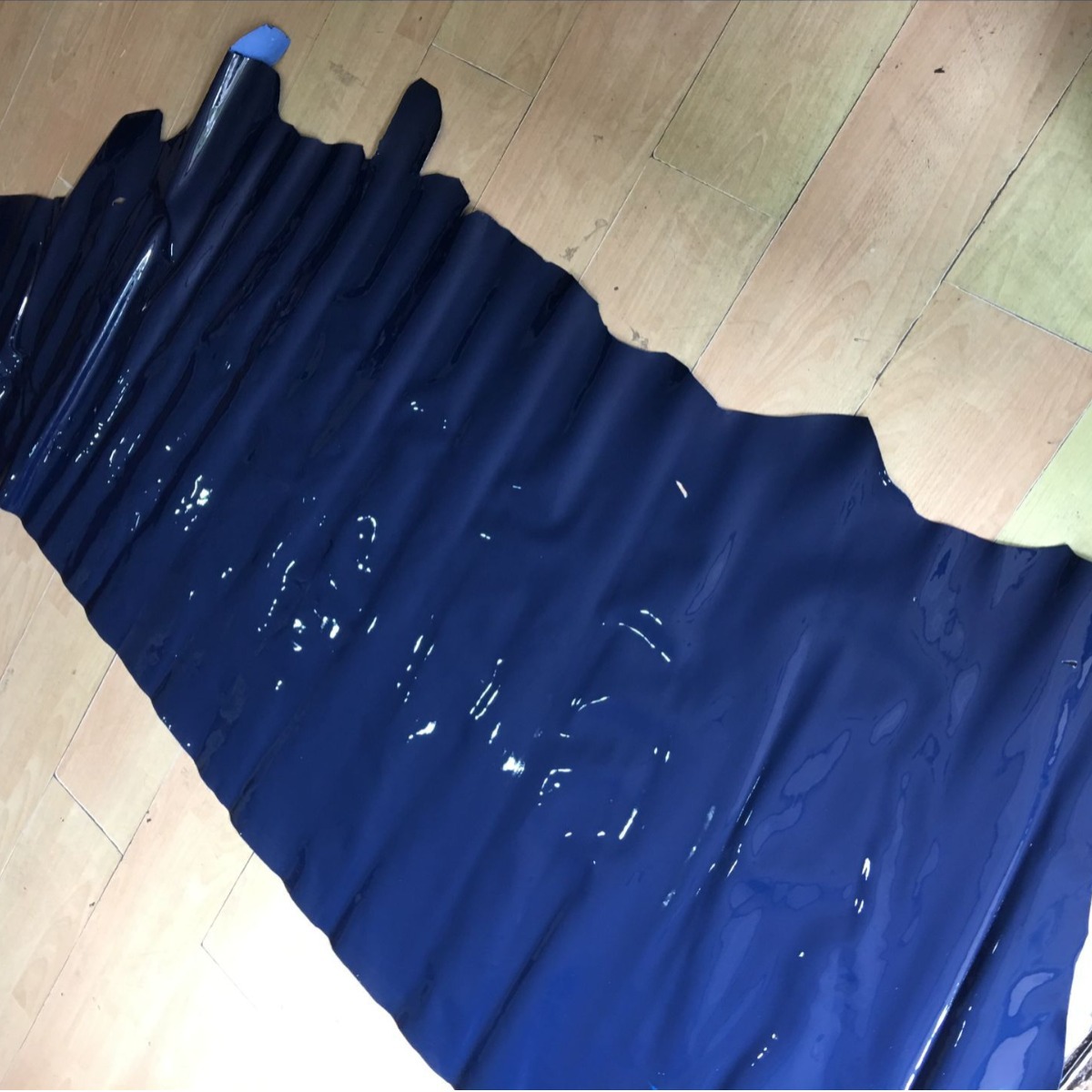 头层牛皮 牛漆皮 皮革皮料 牛皮面料 整张牛皮 蓝色