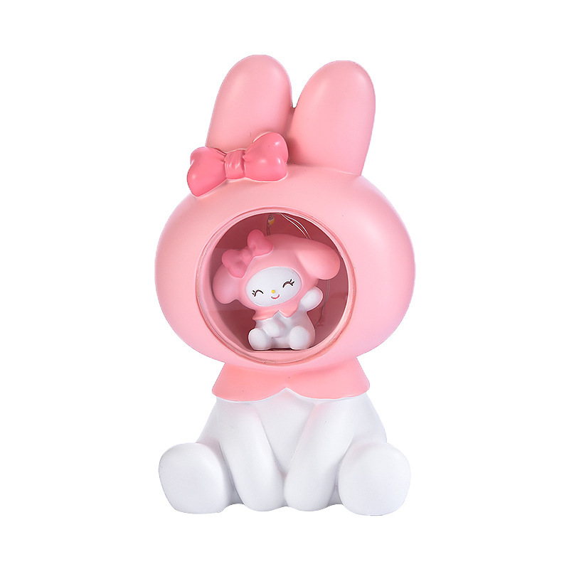 크리에이티브 쿠로미 멜로디 장식 수지 돼지 저금통 야간 조명 흔들리는 머리 침실 장식 어린이 선물 도매