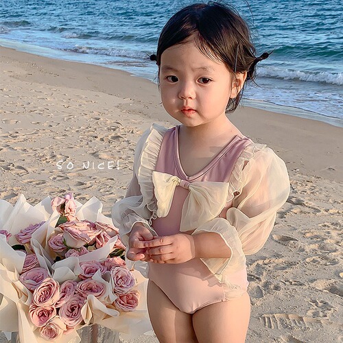  New Girl's Baby Pink Lace Sunscreen Long-Sleeve One-Piece Swimsuit for Girls Vacation Fashion Swimwear