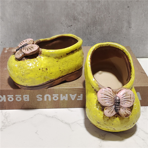 Hot-selling Korean-style cute shoes ceramic succulent plant pot, 3D cartoon meat plant painted small flower pot, decorative item
