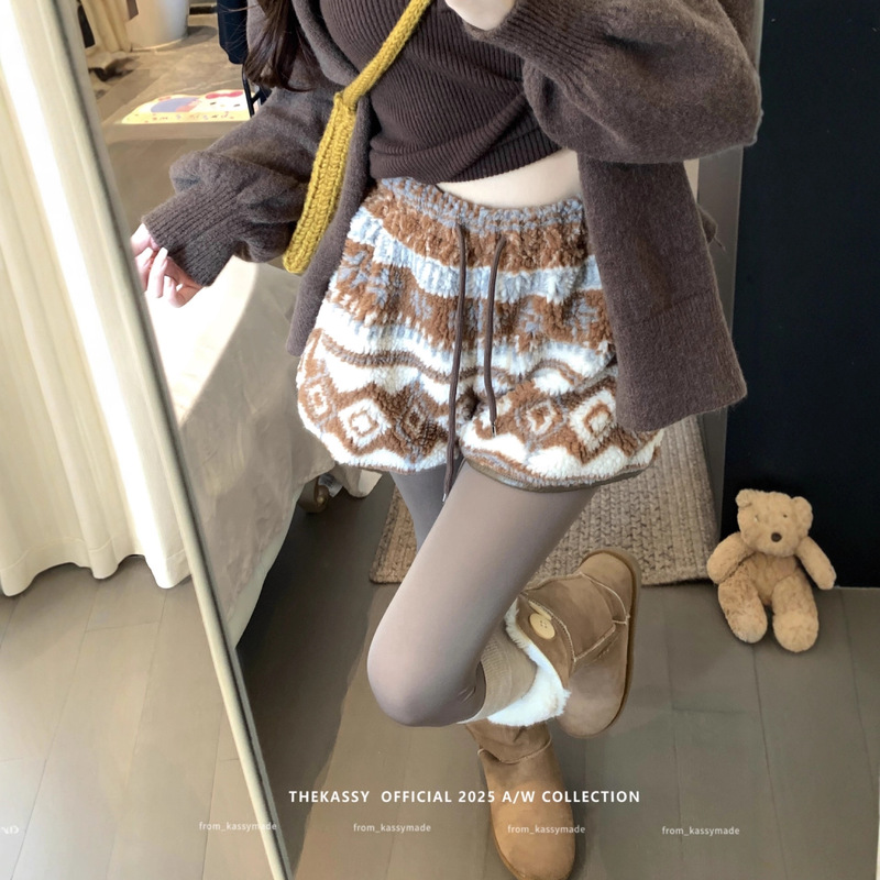 Relaxed Caramel Color Drawstring Lamb Wool Casual Pants Women's Winter Fair Isle Shorts High Waist Thickened Wide Leg Pants