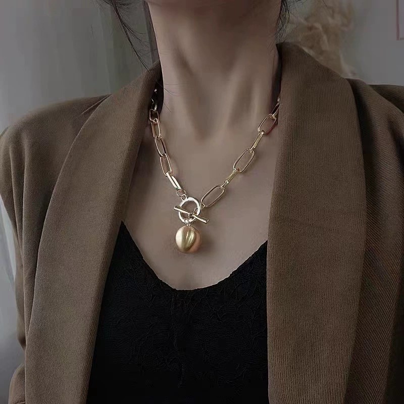 Europäische und amerikanische grenzüberschreitende Bestseller: OT Circle Anhänger mit Metallkugel für Damen, dicke Kette, Halskette, Armband, Hüfte_voghion.com
