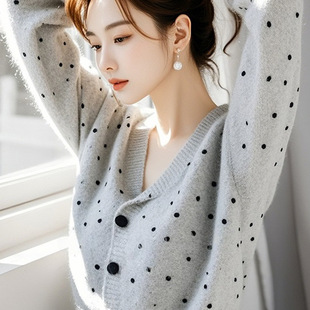 С���L��ɫ���cᘿ��_������Ů�b2024�ﶬ�¿�㼑��L���eë������