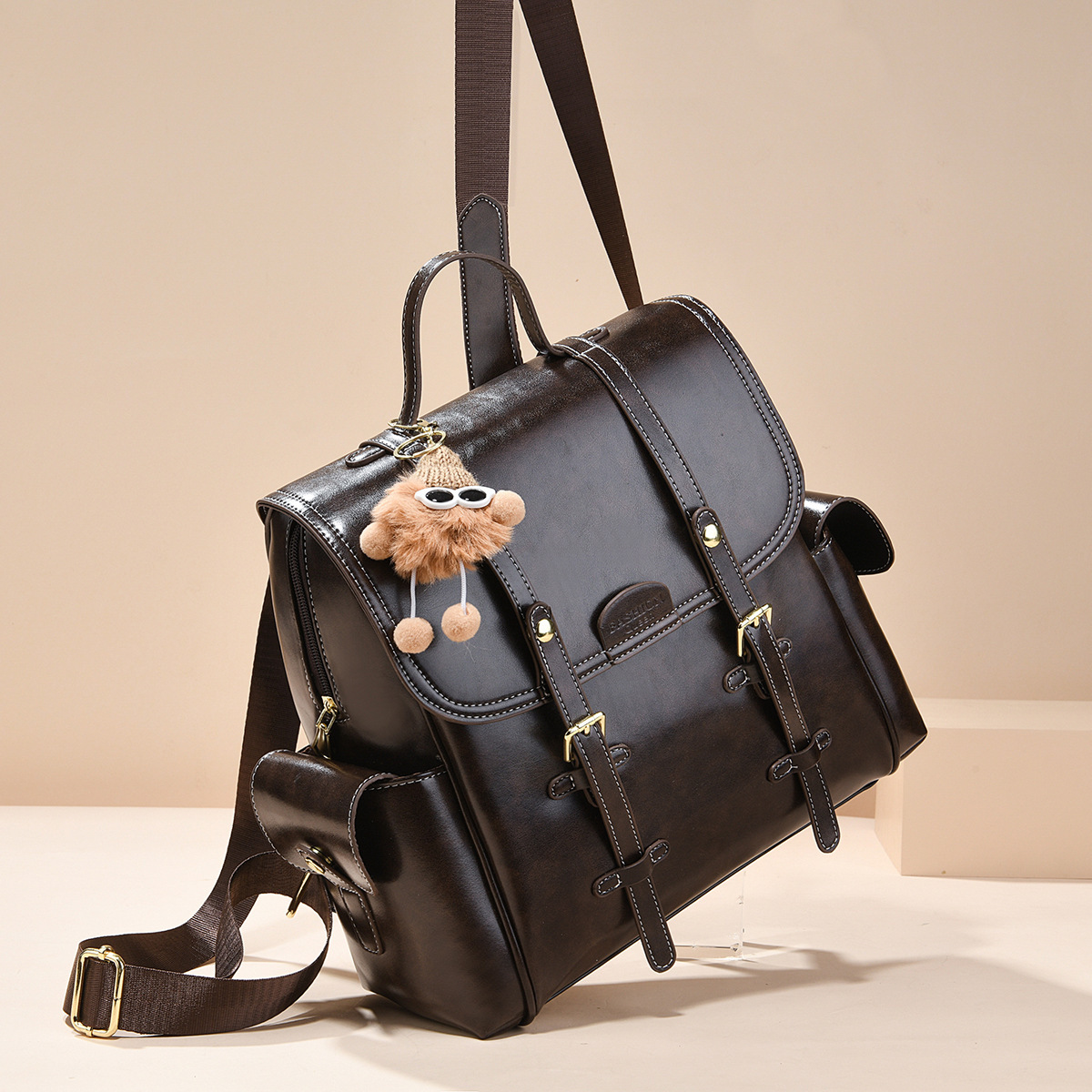 2026 nuevo estilo retro británico mochila con cubierta de flip mochila multicapa para mujeres mochila de computadora de viaje de gran capacidad al por mayor