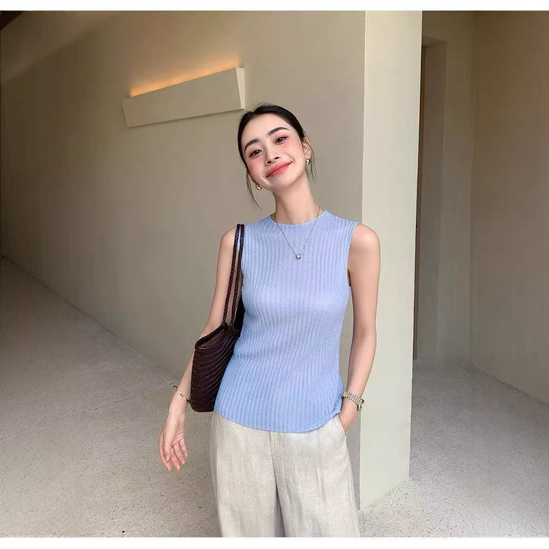 Textured Half-High Collar Sleeveless Wool Knitwear for Women, Early Autumn New Style, Slim Fit and Slimming Vest Inner Top