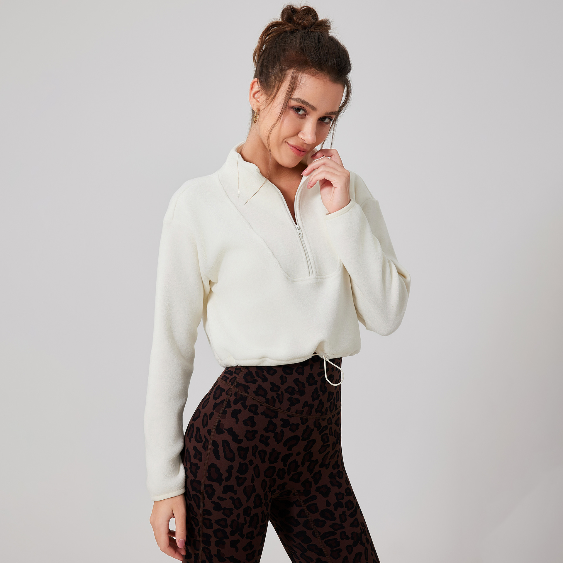 ​​Women's Winter Fitness Jacket - Fleece-Lined Running & Yoga Long Sleeve Top - Breathable, Warm & Stylish For Outdoor Workouts​​_ecoleips.com