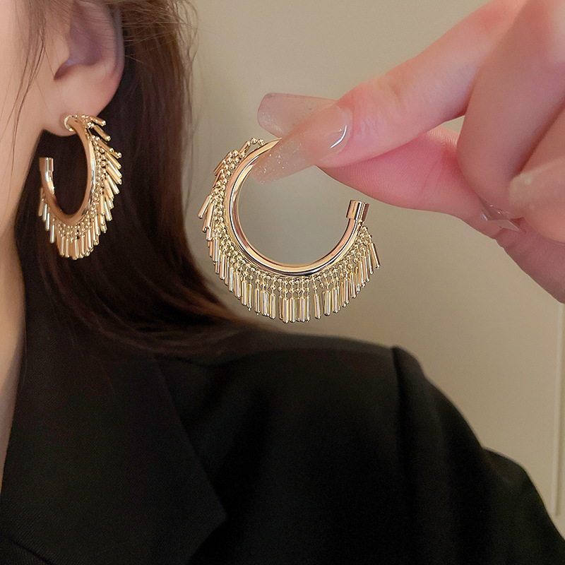 Daily Occasion 1 Pair Retro Exaggerated C Shape Plating Copper 18k Gold Plated Ear Studs