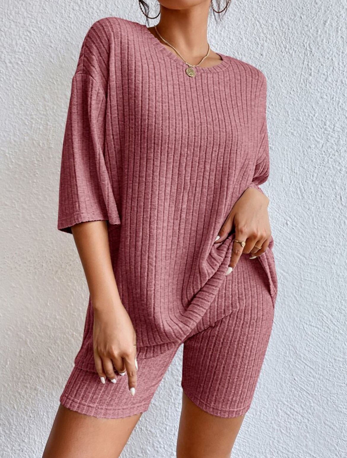 Women's Casual Solid Colour Shorts Set Round Neck Spring Outfit_voghion.com