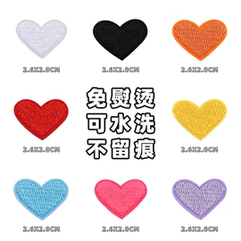 钮扣;布贴;胸针