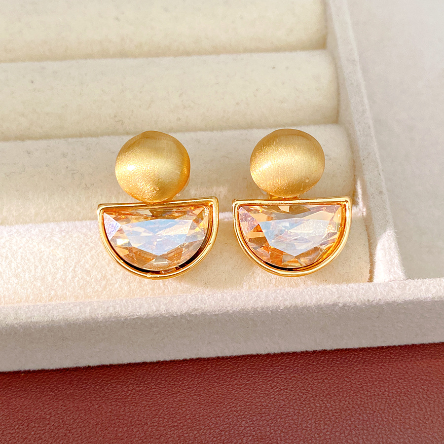 Diamante semicircular orejas de mujer sin agujeros de orejas personalidad simple temperamento amplio aretes ligeros de lujo alta sensación auriculares al por mayor