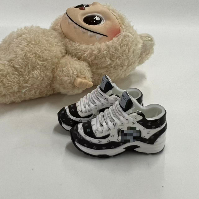 LABUBU Zapatos Rabu Ropa de bebé 17cm felpa vinilo bolso de muñeca colgante para zapatos desnudos caja ciega