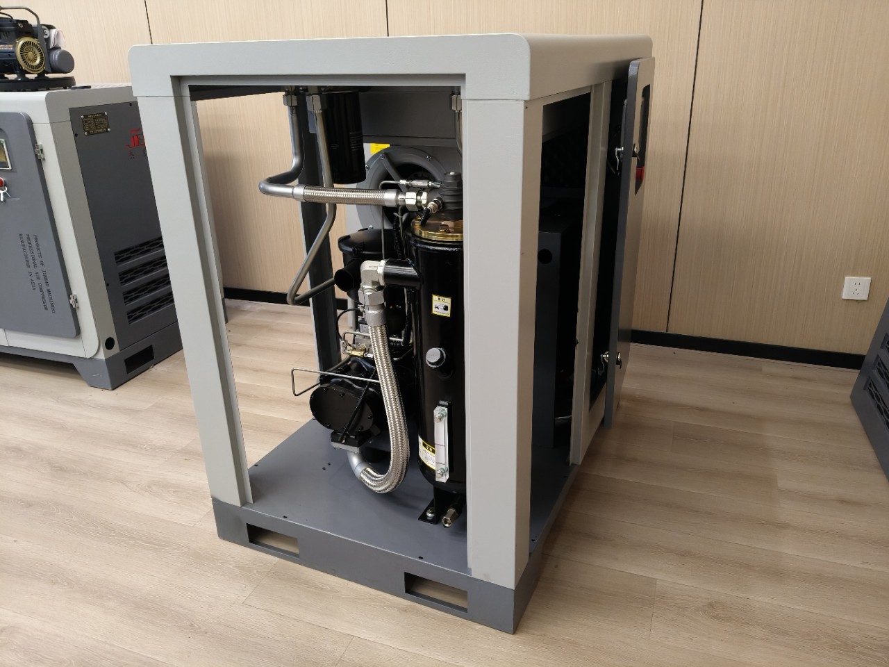 Jiebao Permanent Magnet Variable Frequency Screw Air Compressor 7.5Kw Industrial Grade Energy-Saving Permanent Magnet Variable Frequency Air Compressor Manufacturer