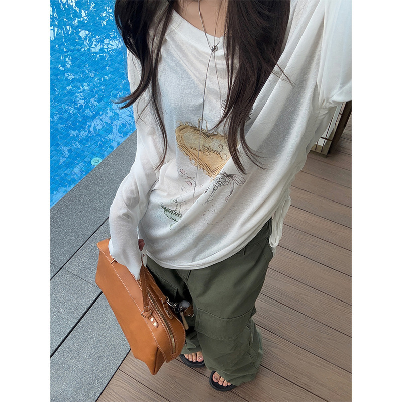 Yuyi New 2025 Spring Chic Love Printed Sunscreen T-Shirt Women's Micro-transparent Thin Long Sleeve Top m11198