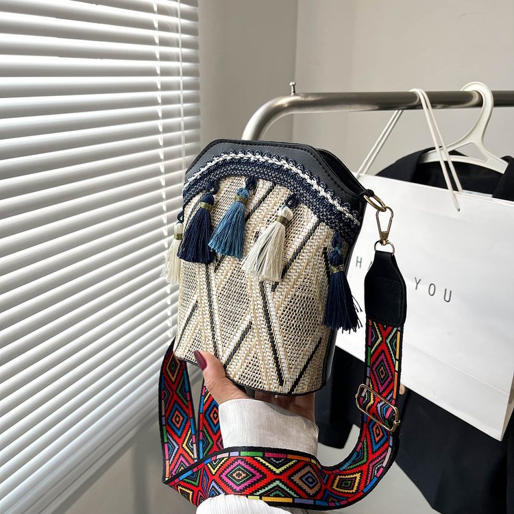 2023夏季新款PU均码小方包拉链撞色单肩包_detail_