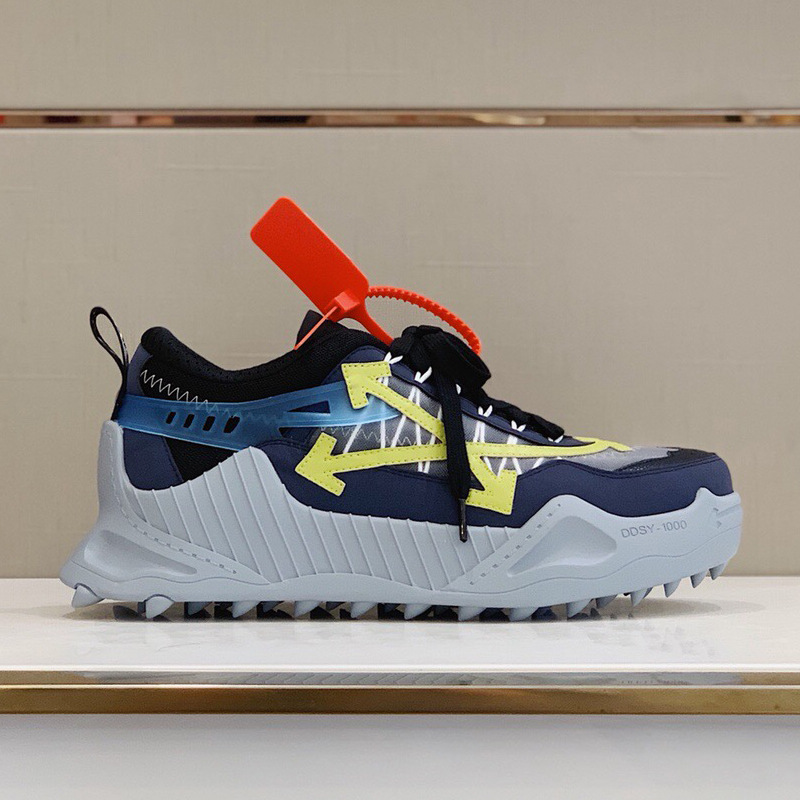 연한 보라색과 파란색 스티치