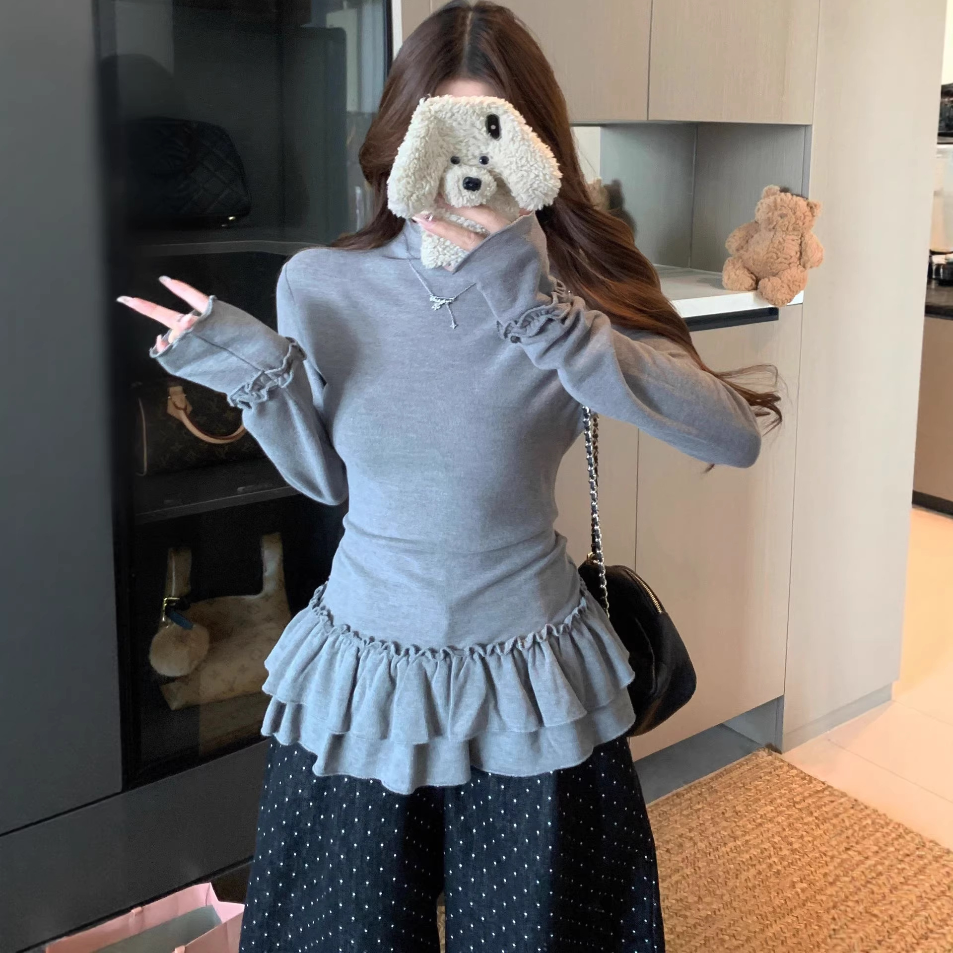 灰色木耳花边拼接高领长袖T恤女2025秋季新款修身显瘦打底衫上衣