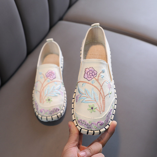 old Beijing embroidered shoes cotton embroidered shoes Fairy Hanfu Shoes