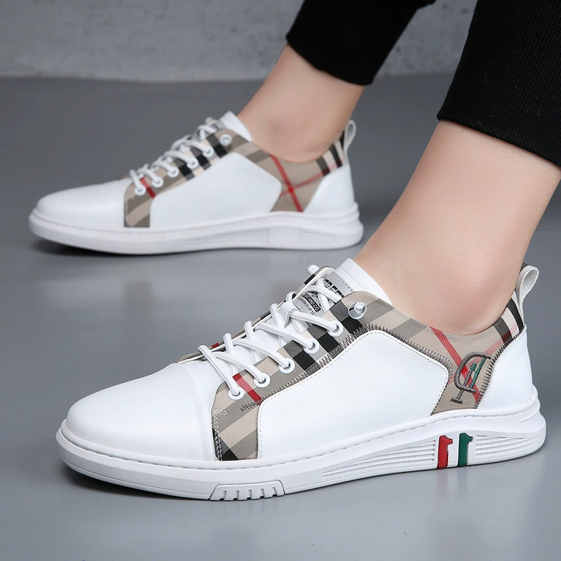 Европейская станция Маленькие белые туфли Мужские полые тренды Британские кожаные повседневные туфли Мужские летние дышащие