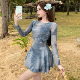 夏日日韩2025年新款沙滩保守防晒带网纱显瘦遮肚温泉度假游泳衣女