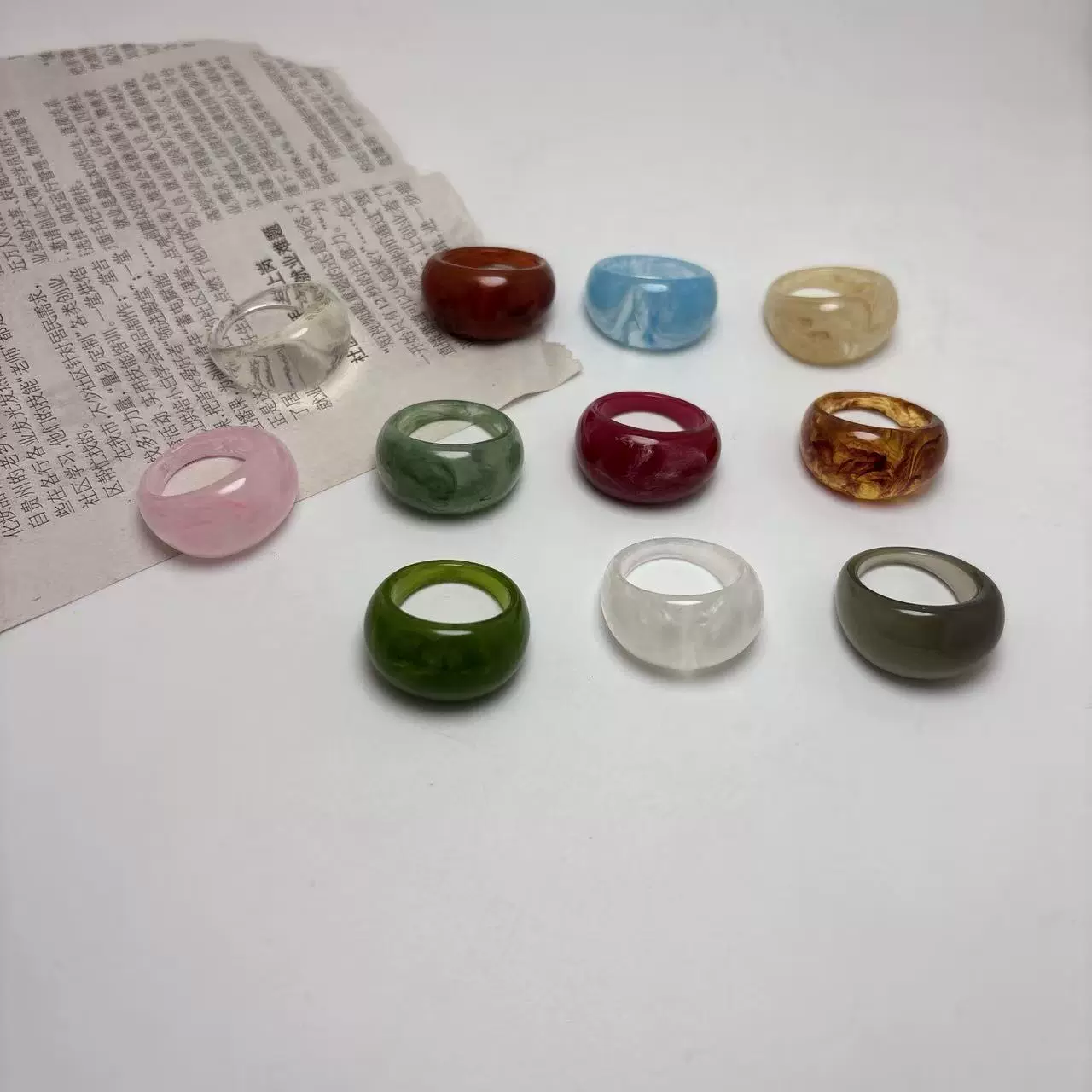 指环女韩版新款跨境创意糖果色戒面可爱戒指个性树脂光感手饰批发