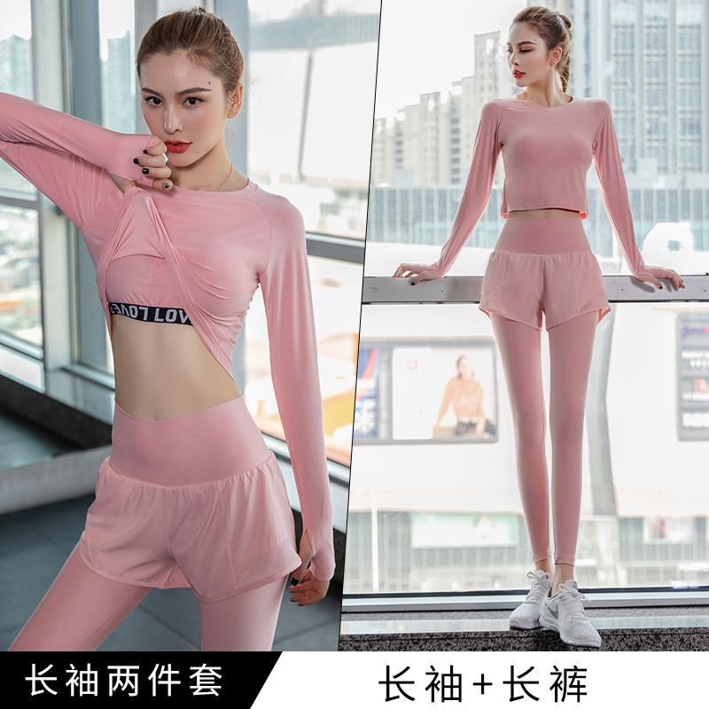 Trajes deportivos de yoga para mujeres verano nuevo 2025 nuevo abrigo con cojín de pecho secado rápido falso dos pantalones comercio exterior