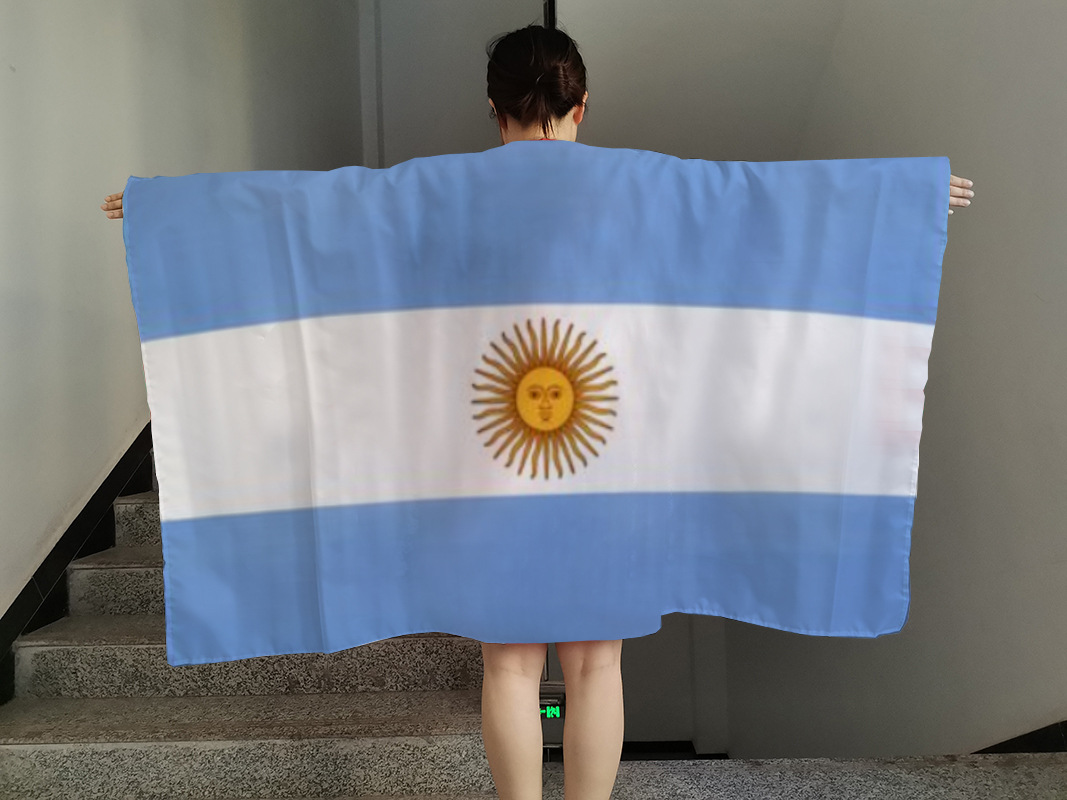Suministro transfronterizo 2022 Copa Mundial de fútbol animar apoyos fans capa bandera chal 90*150cm
