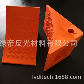 聚氨酯PU止退器 实心大货车三角木止滑器汽车止退器三角停车楔垫