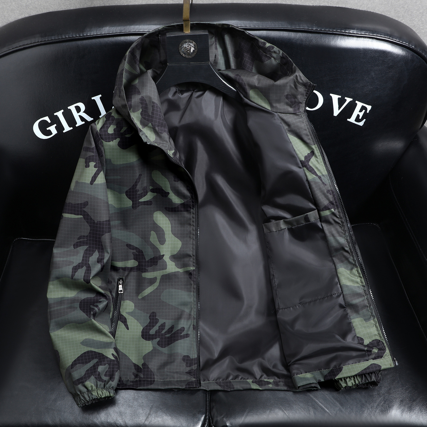 Men's Oversized Camo Hooded Jacket – Lightweight Military Style Windbreaker With Zipper Pockets, Streetwear Essential For Casual & Workwear_voghion.com