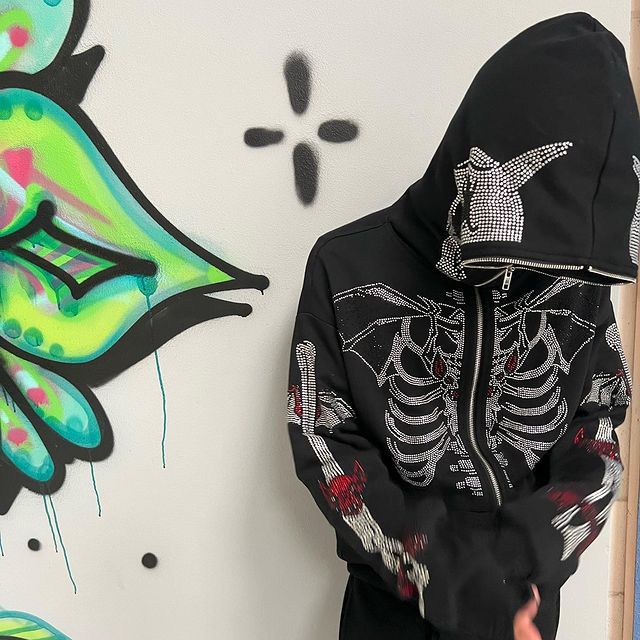 2023 frauen Neue Lose Top Y2K Schädel Heißer Diamant Zipper Mit Kapuze männer Pullover_voghion.com