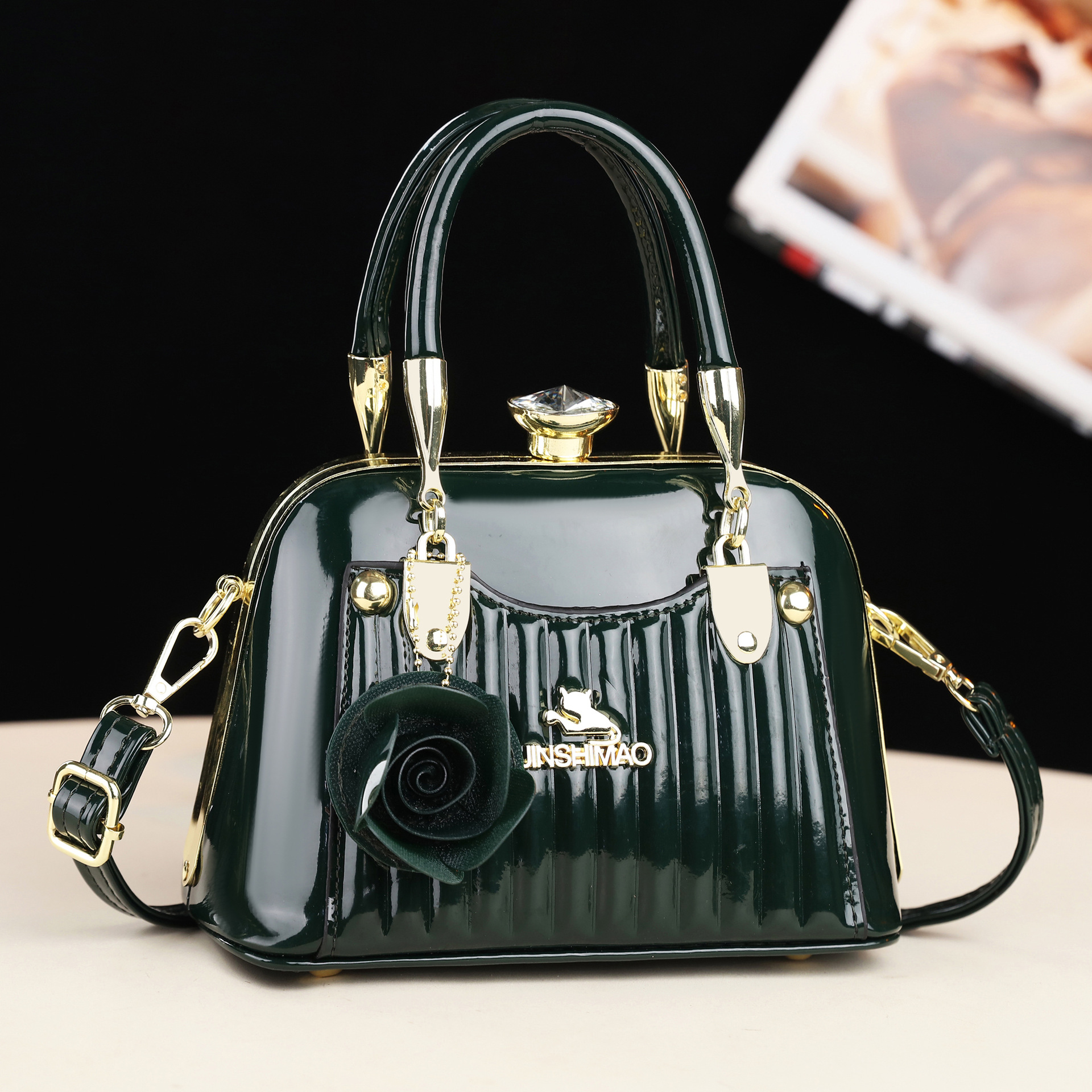 Korean-style women's crossbody bag, women's shoulder bag, ladies' handbag, versatile and stylish new model bag with a high-end feel