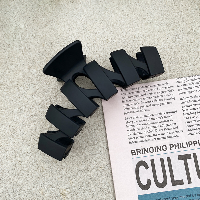 Clip de pelo Maillard clip de pelo grande de la mujer clip de tiburón clip de cabeza de nuevo tocado Internet celebridad 2023 Nueva horquilla