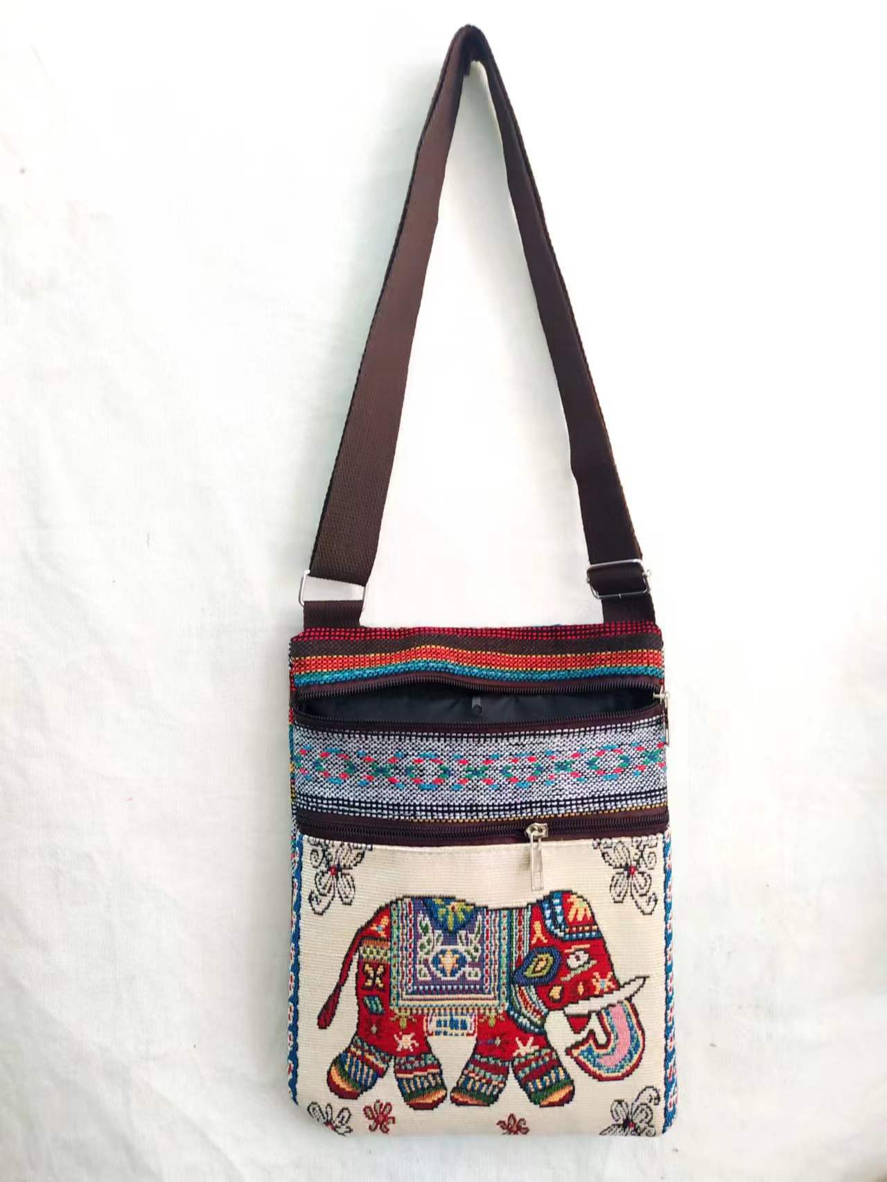 Estilo étnico bordado elefante dibujos animados bolsa de mensajero Dai bolsa de hombro de viaje de las mujeres teléfono móvil bolsa de hombro lateral