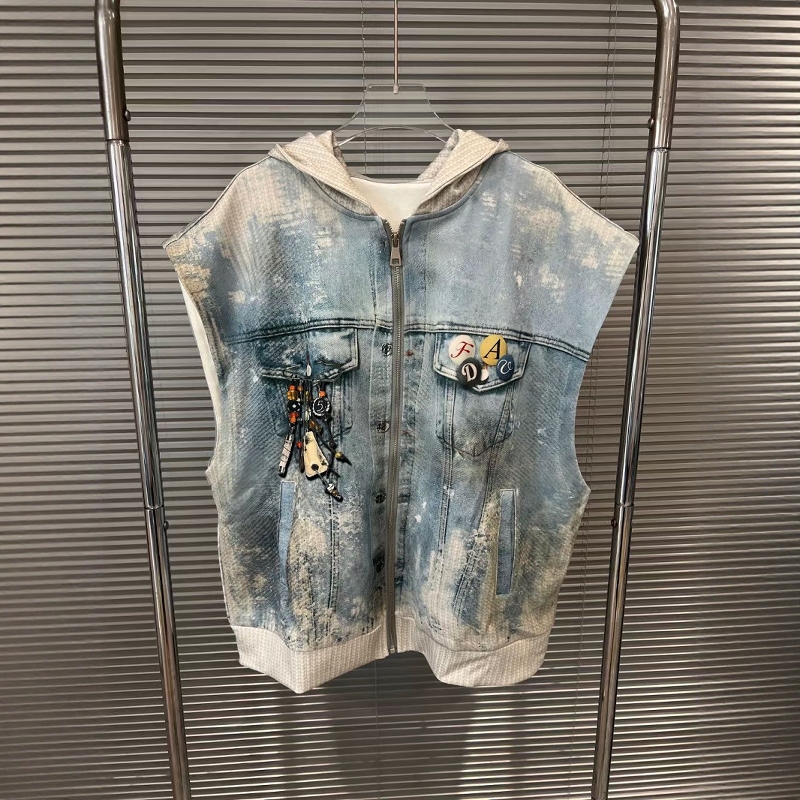 Estación europea de otoño de 2025 nuevo estilo retro americano dibujos animados graffiti impresión diseño chaleco con capuchón clip de moda