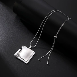 项链;毛衣链;吊坠