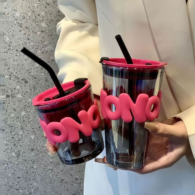 カスタマイズされた高品質のガラス製ウォーターカップ、大容量の女の子のカラフルなレターカップ、蓋付き、水出しコーヒーカップ、ストローカップ|undefined