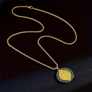 �羳��ɫ�m���}���Vʮ�ּ���Ů�͹�ë����ڽ̪��µ����羳�Ʒ