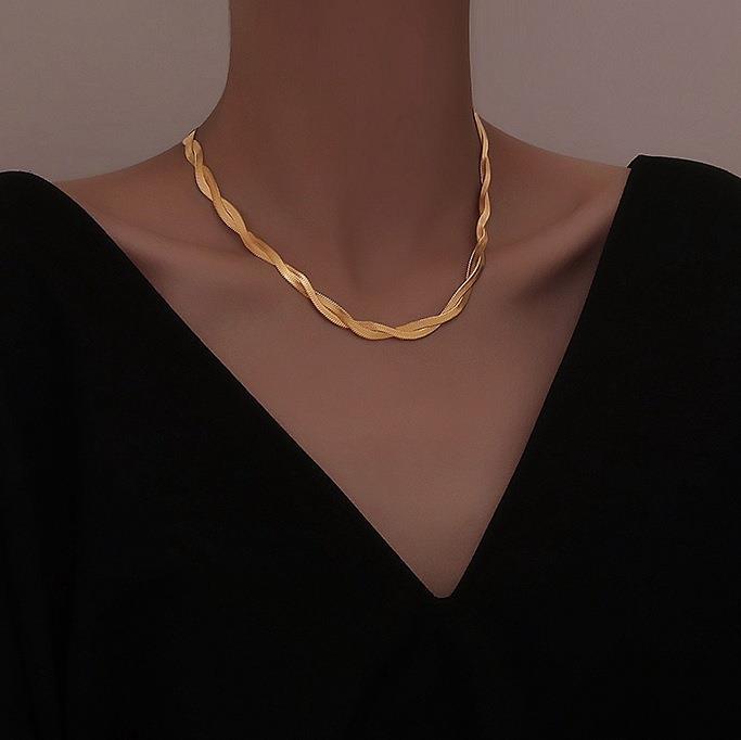 Geometric, Solid Color Pattern Women's Gender Wholesale Vintage Style Geometric Solid Color Titanium Steel Plating Chain Necklace