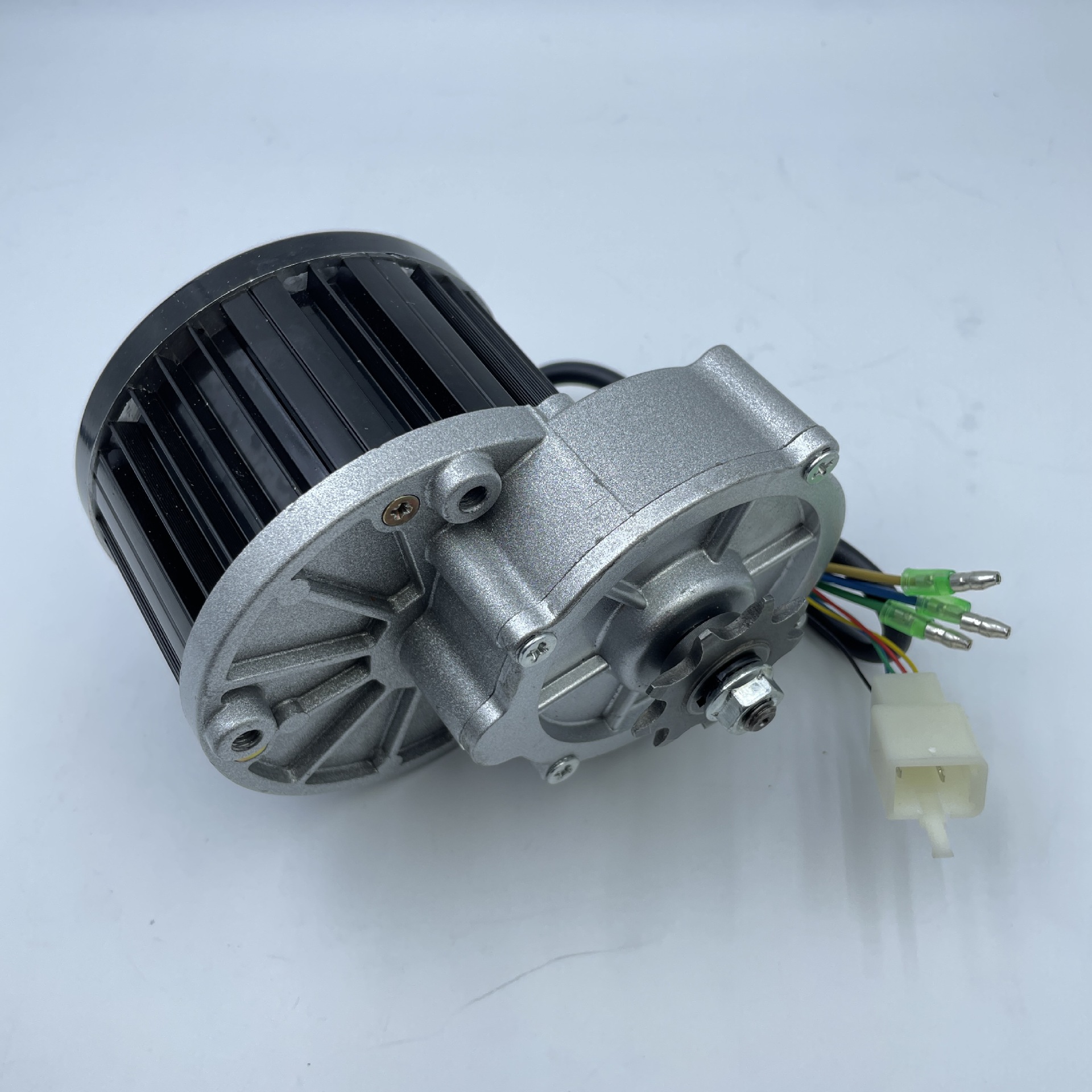 跨境批发新款无刷直流减速电机48V450W自行车电动三轮车改装配件