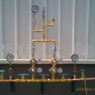 工业气体汇流排设备集中供气系统气体充装充灌设备 气体汇流排