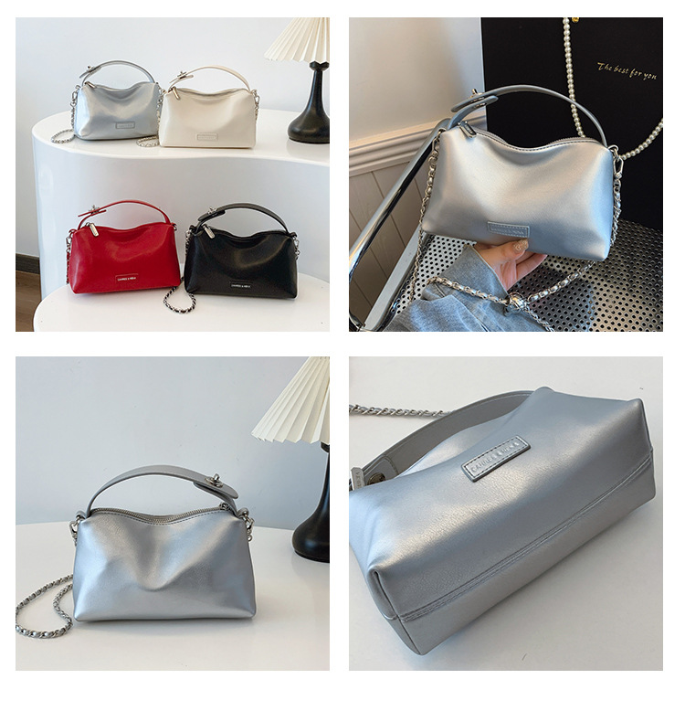 A stylish and elegant hand-held small square bag for women in the summer of 2025, featuring an Instagram-chic and high-end single-shoulder crossbody women's bag undefined