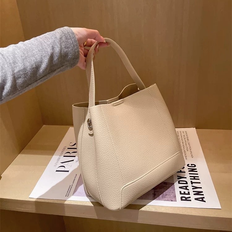 High-end casual soft leather large-capacity female bucket bag women's 2025 new all-match portable shoulder messenger bag