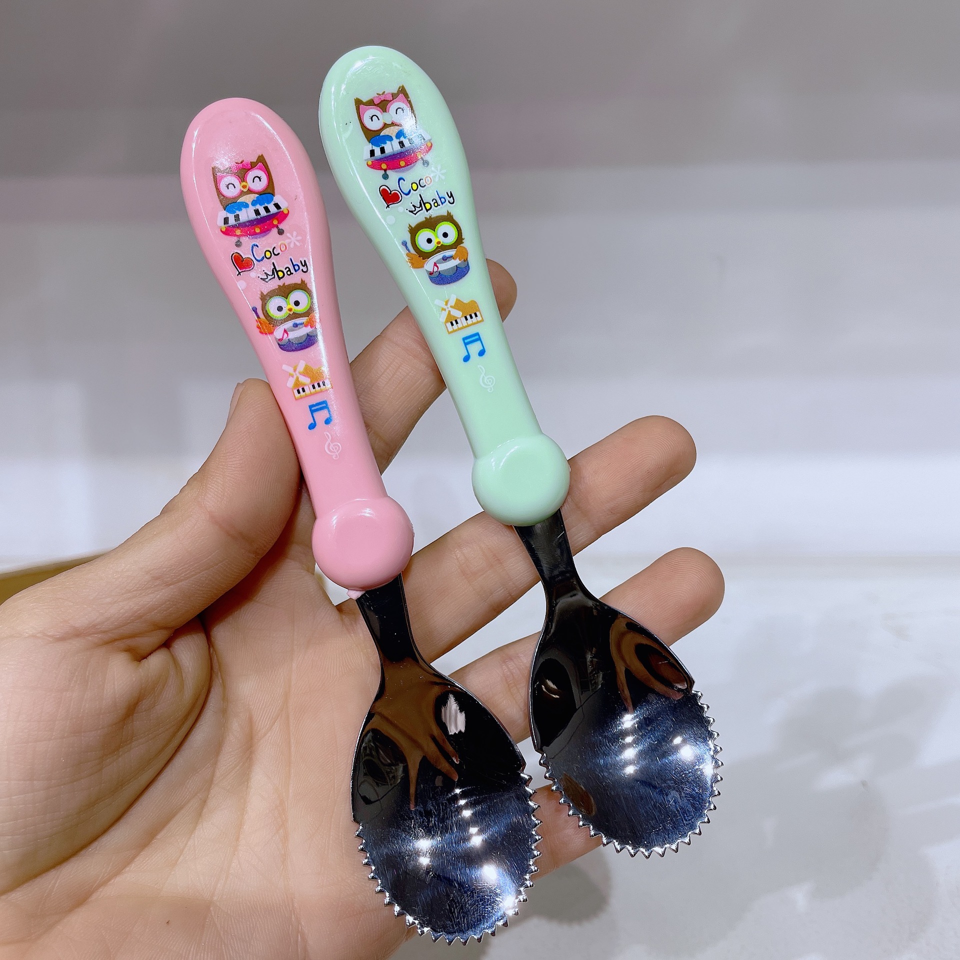 Wenke 둥근 머리 과일 퓌레 숟가락