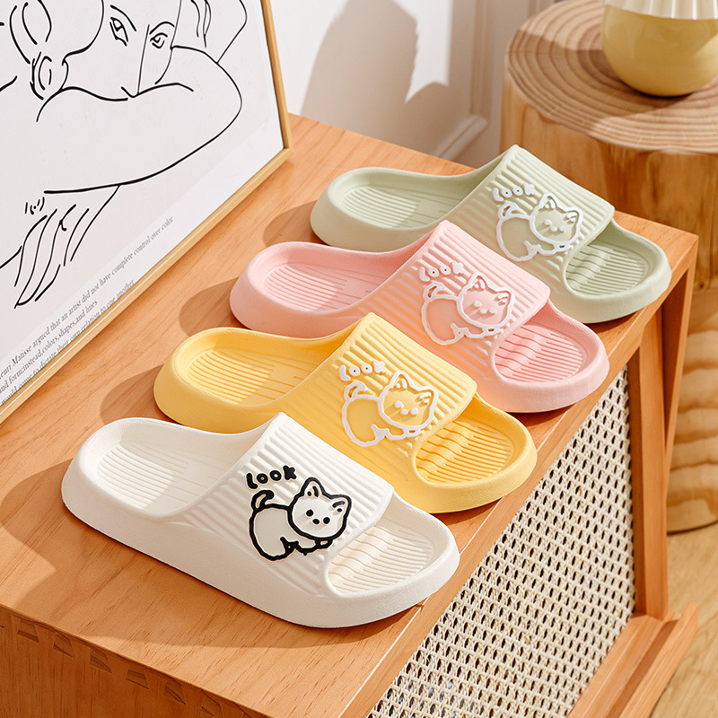 Zapatillas de verano Casa de las mujeres baño simple baño antideslizante ligero zapatillas de baño de interior pareja de hombres