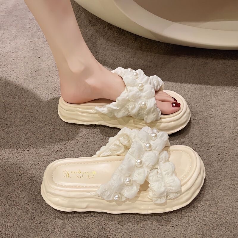 2025 New Fairy Style Platform Thick-Soled Dissolving Shoes Seaside Beach Slippers Ins Pearl Sandals for Women to Wear Outside