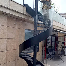 中柱旋转楼梯户外消防楼梯家用钢爬梯阳台铁楼梯钢板槽玻璃梯