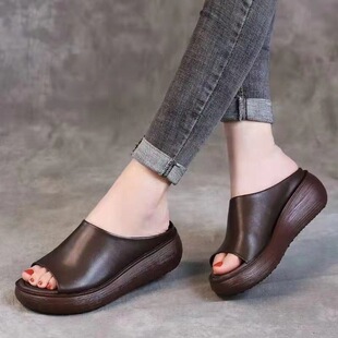 ���Q��ЬŮ���⴩�����L���¸��~��һ���Ϻ�׏͹ś���ЬSlippers